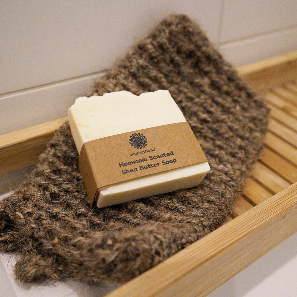 Handgemaakt set traditionele Hammam zeep met badhandschoen van geitenharen