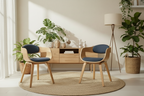2 vintage stoelen set met armleuning van naturel hout en stof - meerdere kleuren