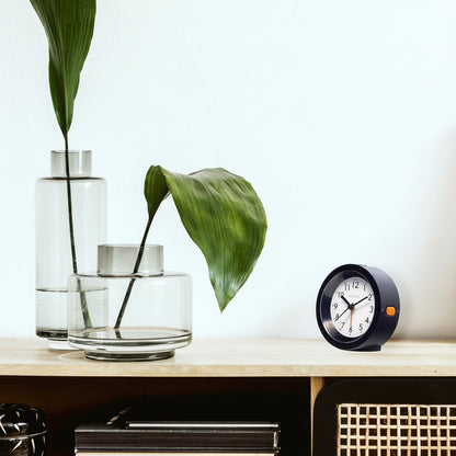 Design tafel wekker met nachtlicht - meerdere kleuren