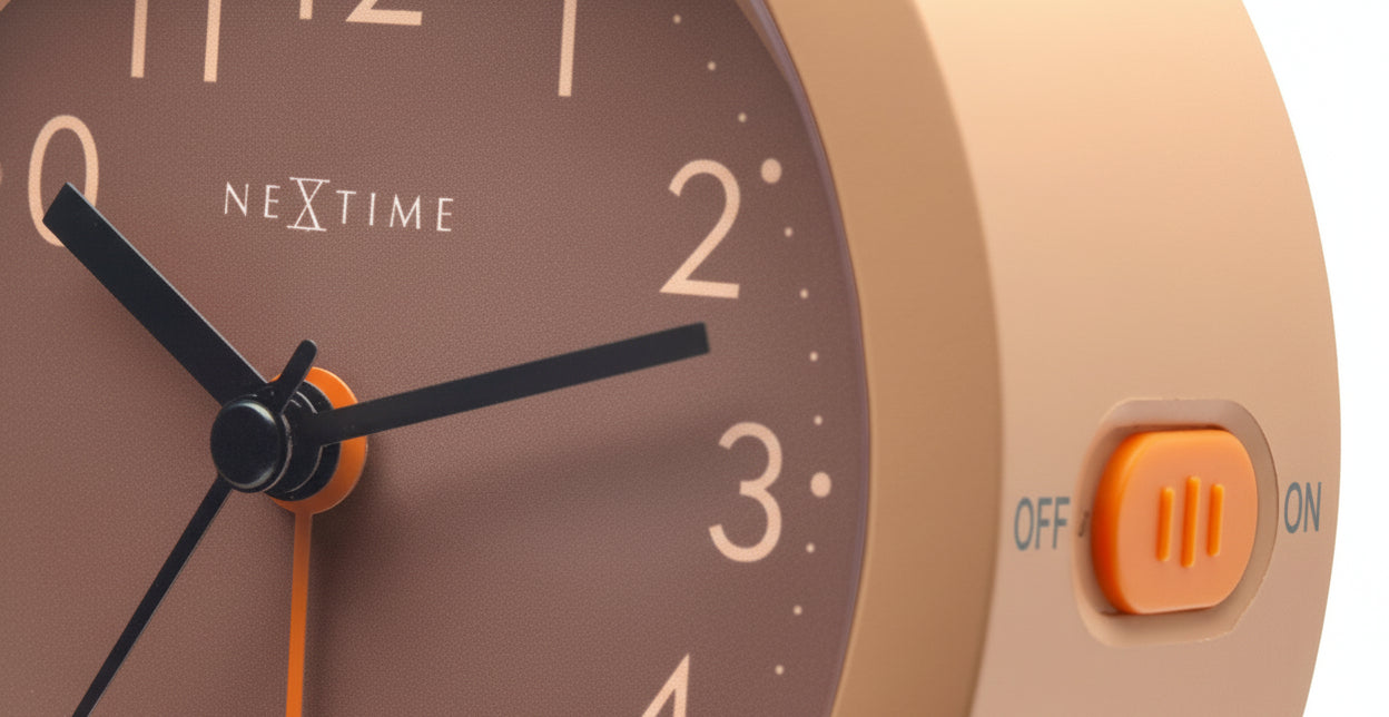 Design tafel wekker met nachtlicht - meerdere kleuren