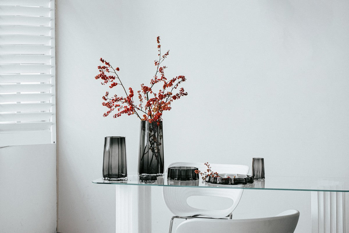 Design vaas klein 15 cm - diep grijs