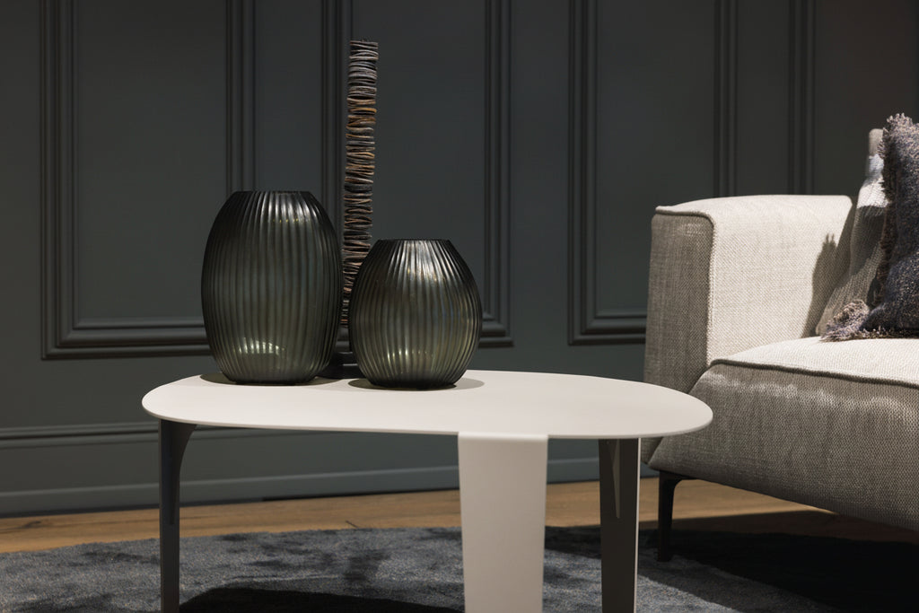 Dutch design Ogra salontafel organisch van staal - zijde grijs
