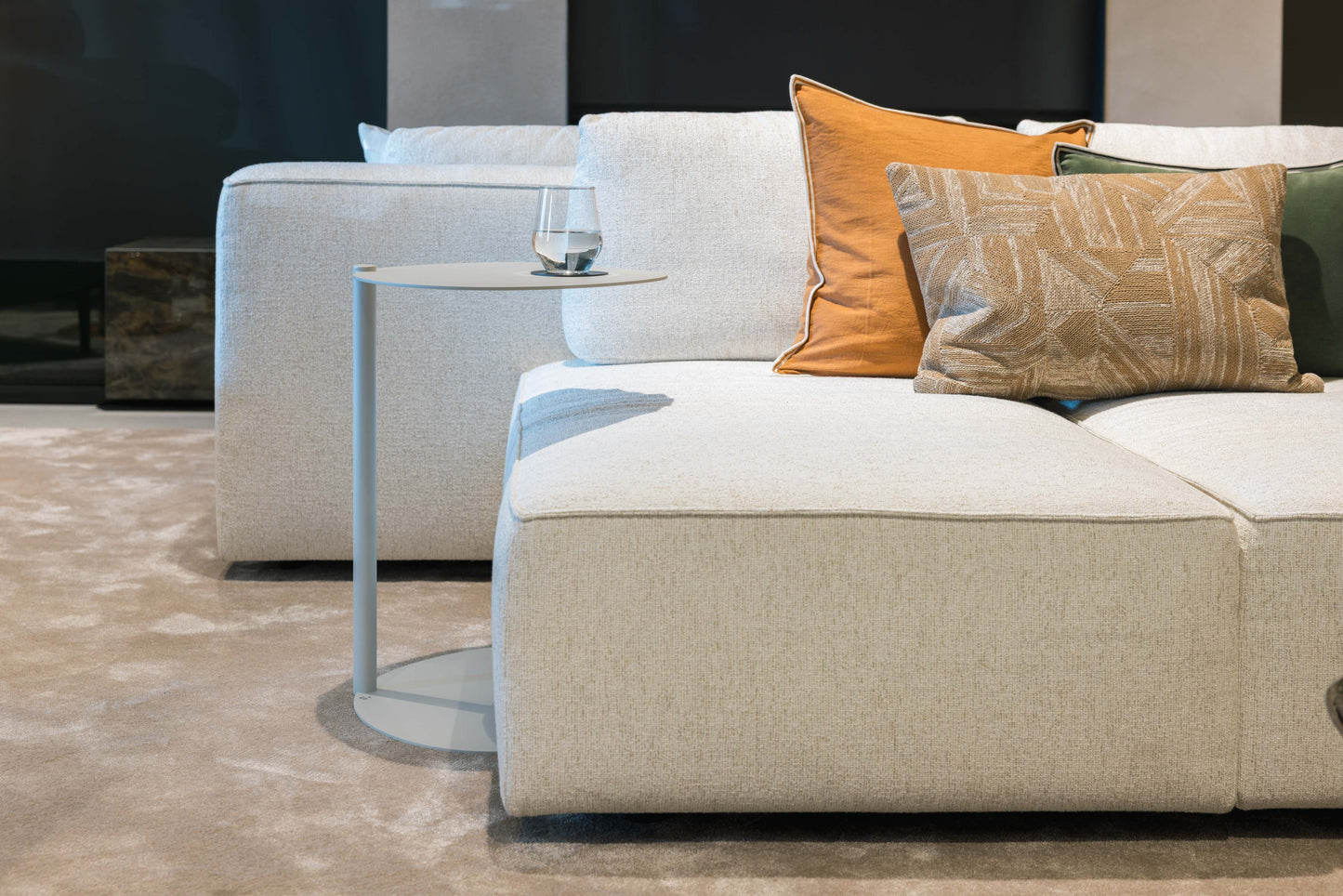 Dutch design Ogra bijzettafel organisch - meerdere kleuren