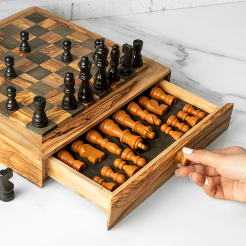 Handgemaakt schaakspel met lade - olijf hout