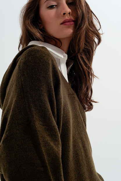 V-hals trui met hoodie - donker bruin